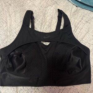 Nike Women's Sleek Black Sports Bra